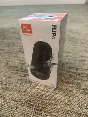 JBL Flip 6 Portable Bluetooth Speaker - Black